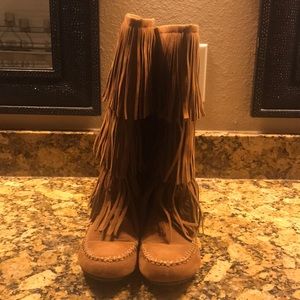 Fringe Boots